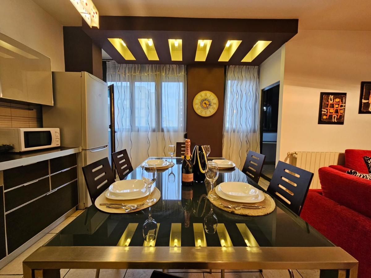 Center Apartment Easy_Luxury Τίρανα Εξωτερικό φωτογραφία