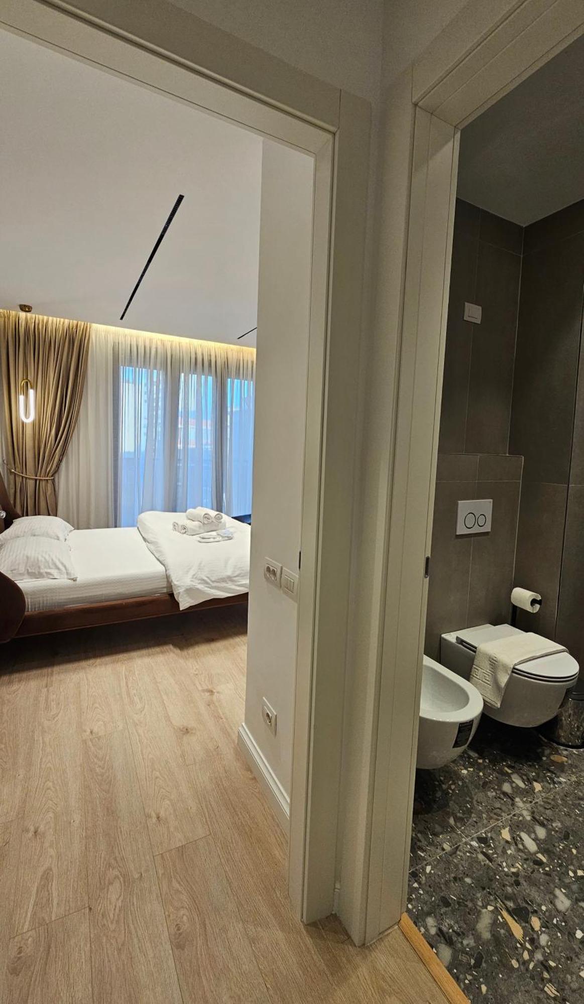 Center Apartment Easy_Luxury Τίρανα Εξωτερικό φωτογραφία